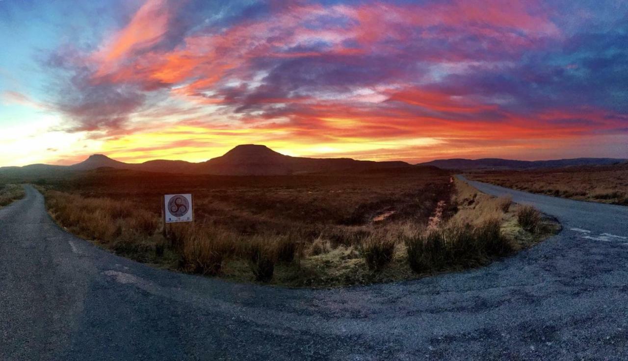 Hotel Skye Eco Bells Dunvegan  Esterno foto